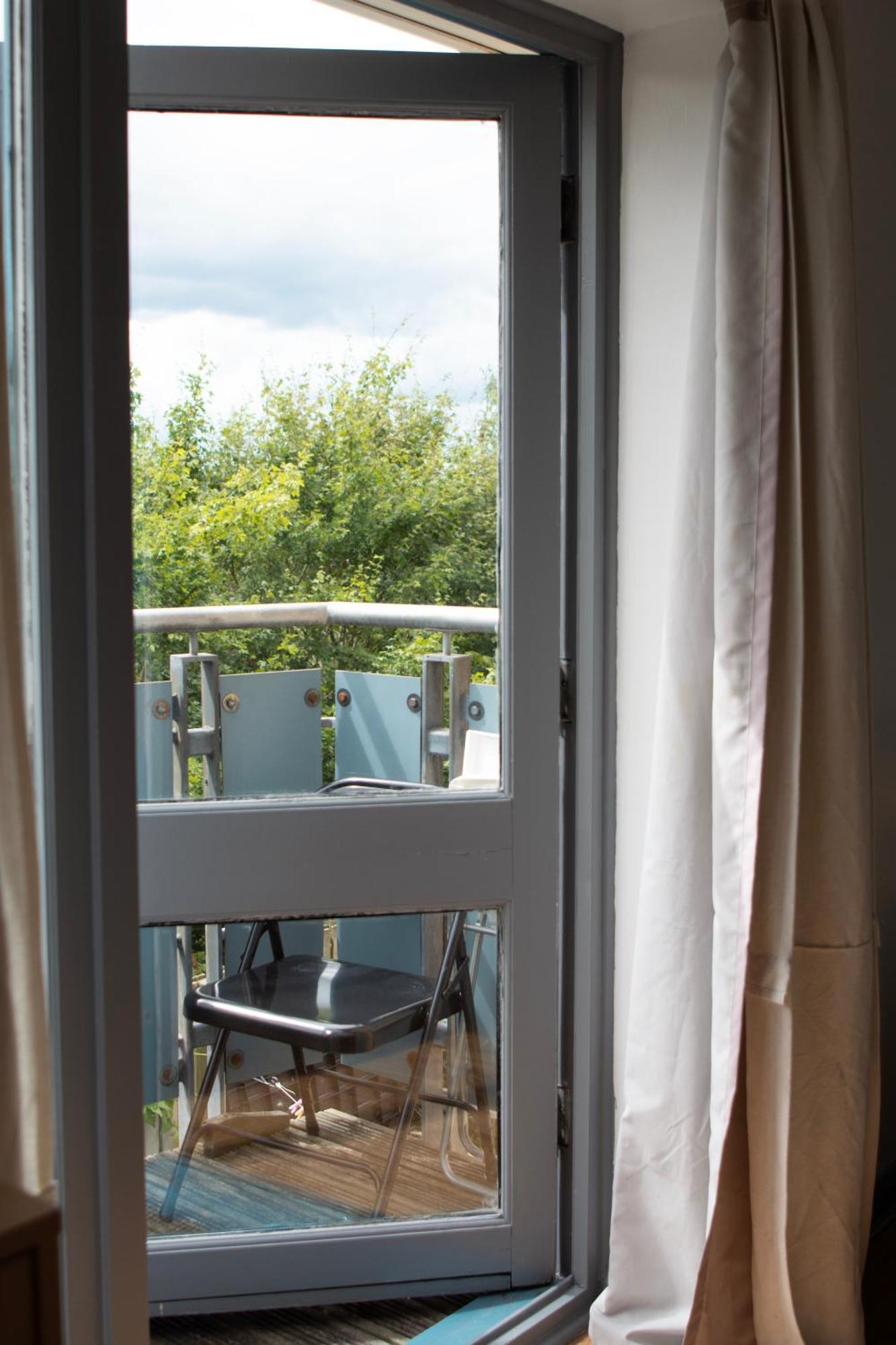 Well-Equipped 4 Bedroom House Close To City Centre Leeds  Zewnętrze zdjęcie