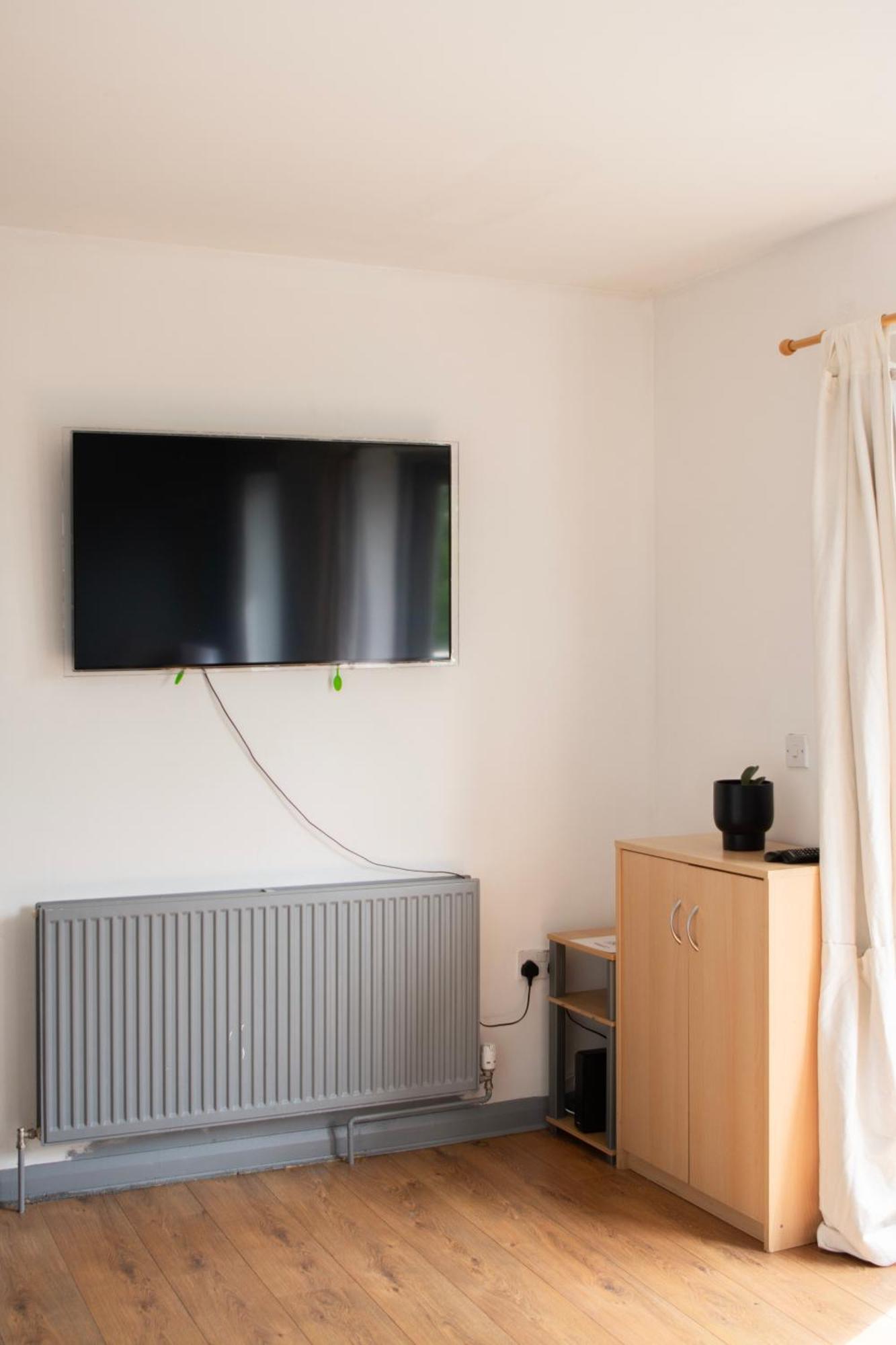 Well-Equipped 4 Bedroom House Close To City Centre Leeds  Zewnętrze zdjęcie